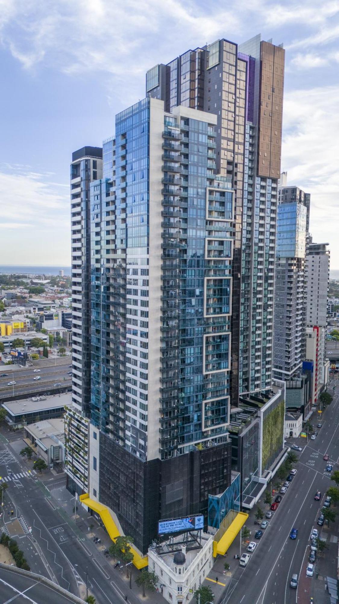 Mega Style Apartments Mainpoint Melbourne Esterno foto